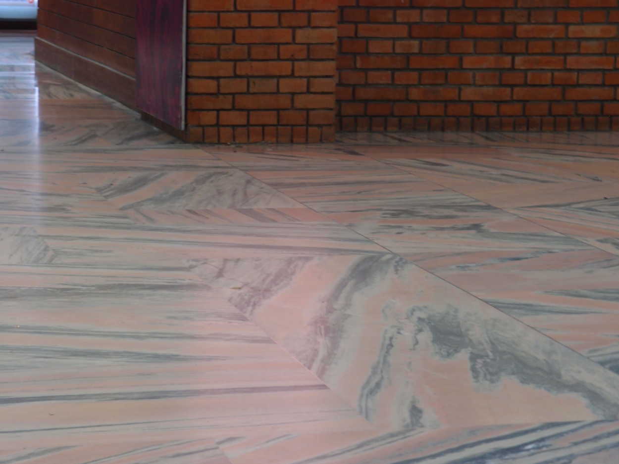 2018-01-24 12 Uhr - Kathmandu Airport (Foto + Audio) 